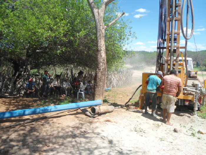 Governo do Estado, através da Secretaria Estadual da Defesa Civil, reforça o combate a estiagem com medidas estruturantes e emergenciais - Imagem 8